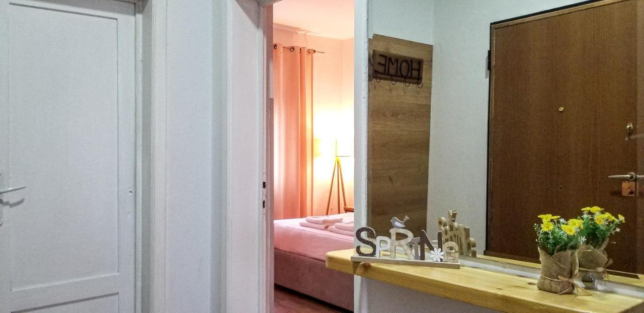 Spacious And Cozy Apartment - Ajia Apartment Tirana Buitenkant foto
