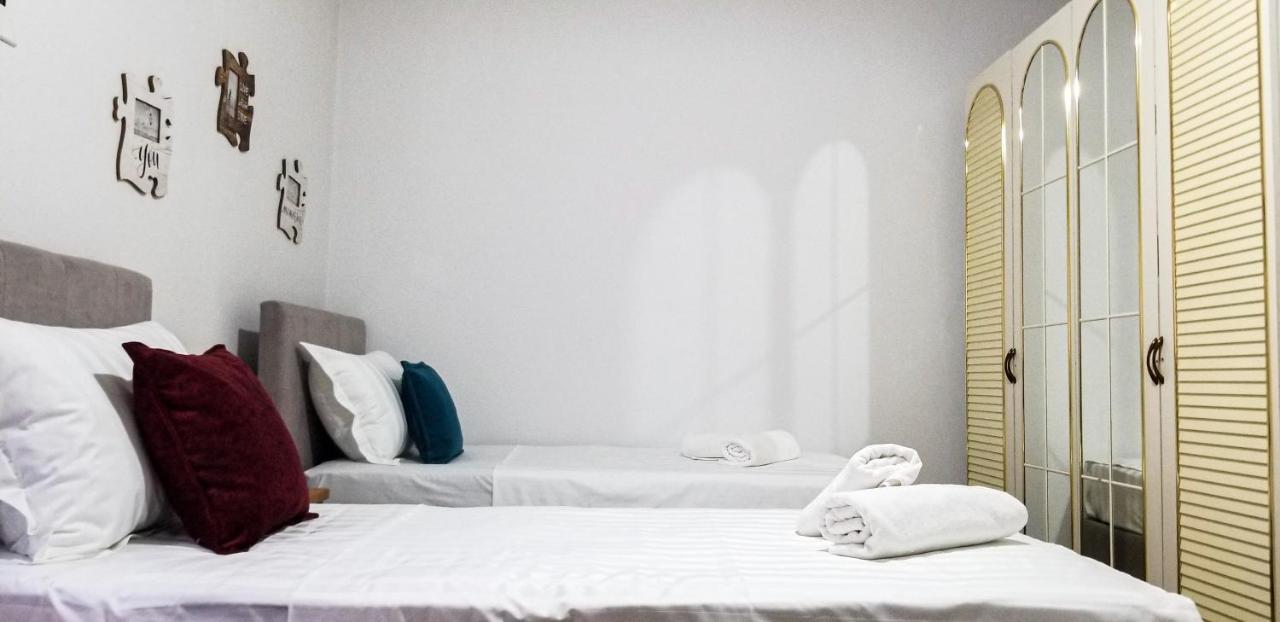 Spacious And Cozy Apartment - Ajia Apartment Tirana Buitenkant foto