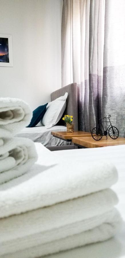 Spacious And Cozy Apartment - Ajia Apartment Tirana Buitenkant foto