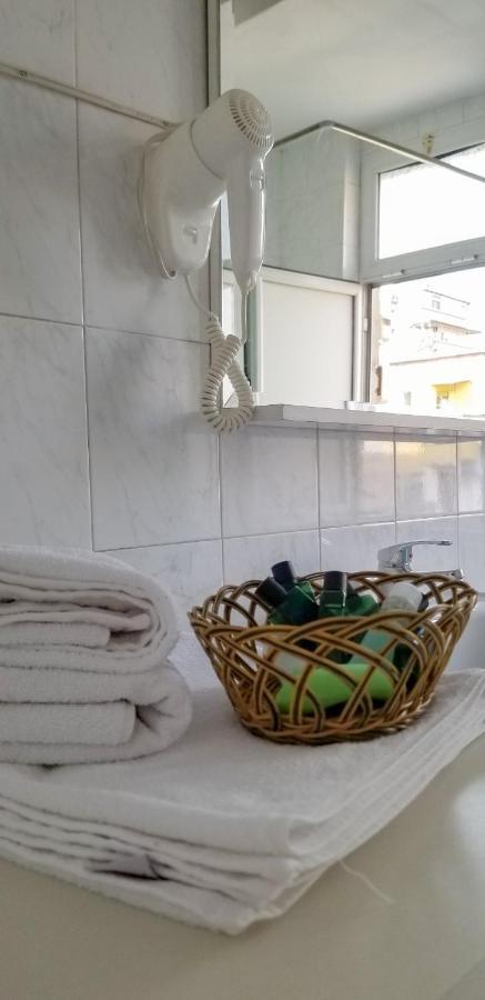 Spacious And Cozy Apartment - Ajia Apartment Tirana Buitenkant foto