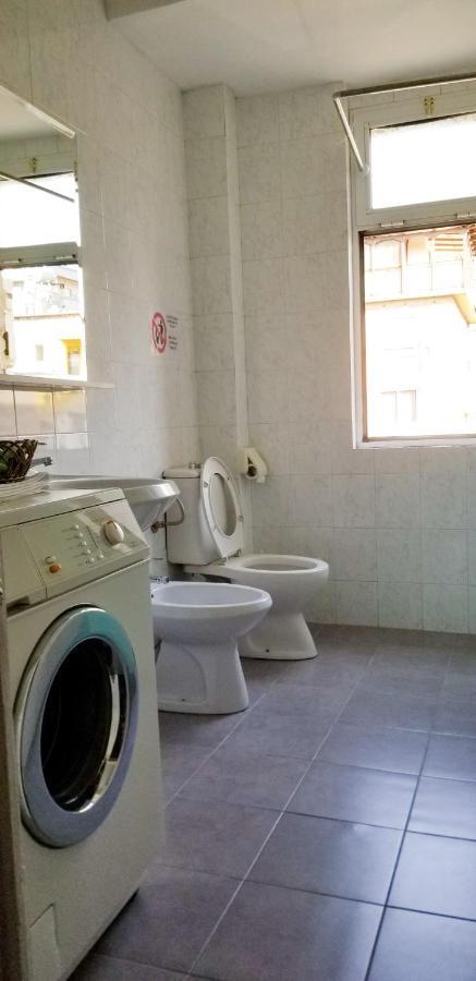 Spacious And Cozy Apartment - Ajia Apartment Tirana Buitenkant foto