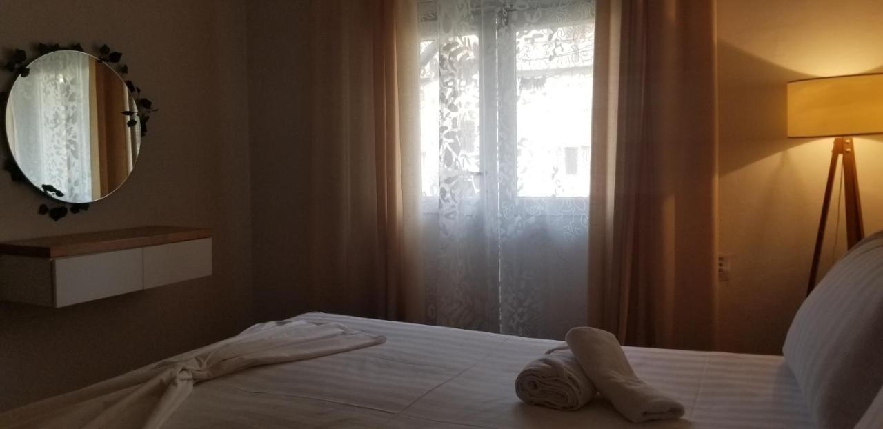 Spacious And Cozy Apartment - Ajia Apartment Tirana Buitenkant foto
