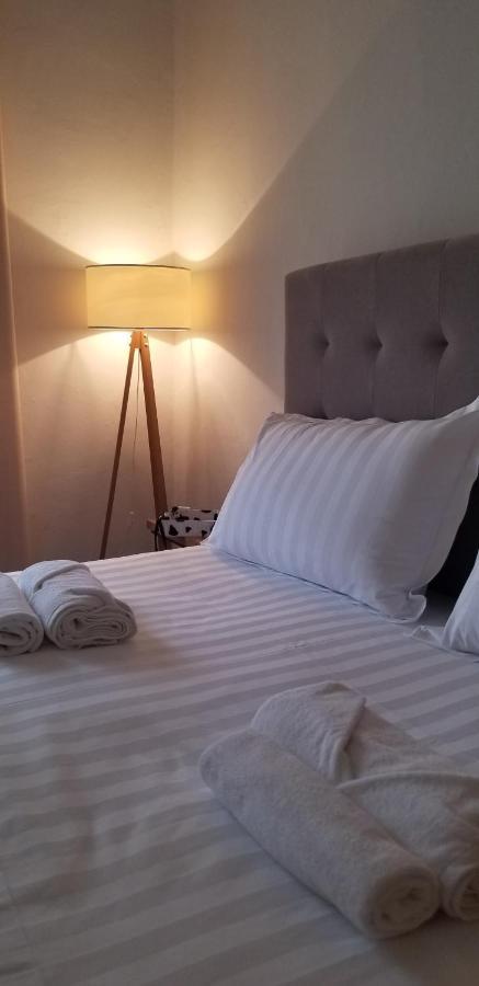 Spacious And Cozy Apartment - Ajia Apartment Tirana Buitenkant foto